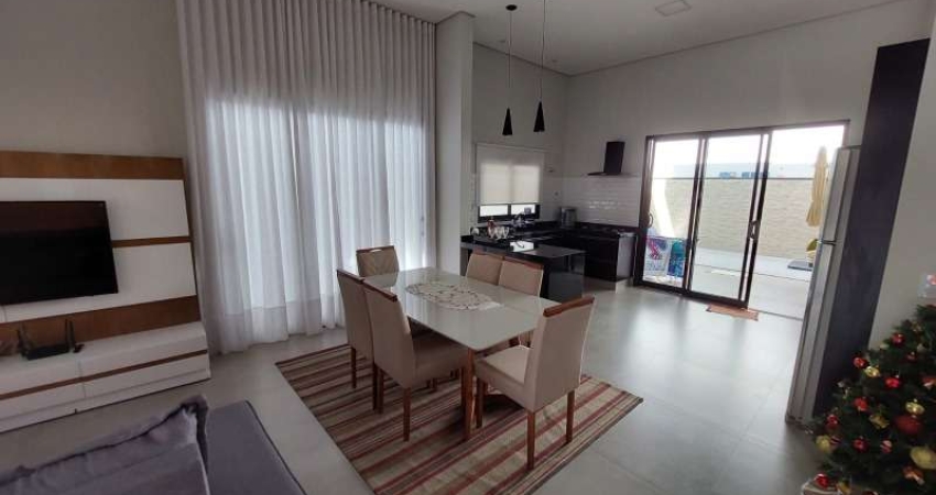Casa com 3 quartos para alugar na Avenida Prefeito Jesuino Ruy, Residencial Central Parque, Salto