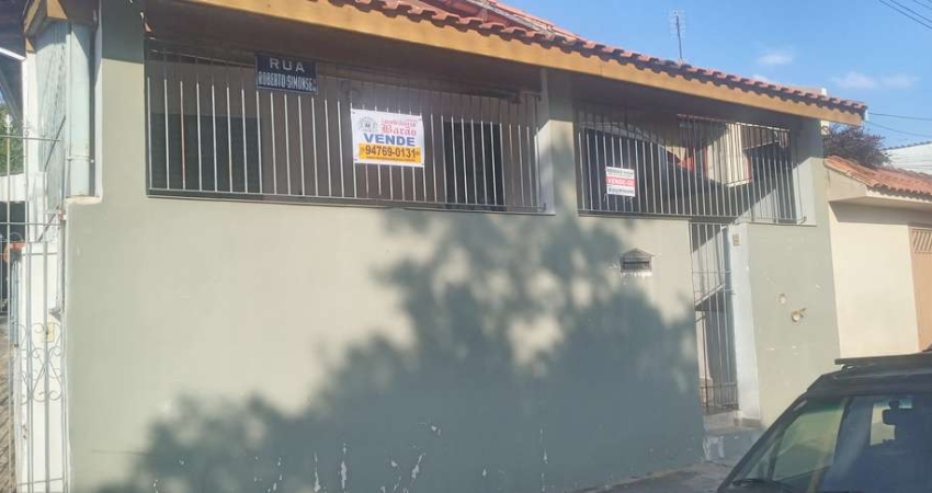 Casa com 2 quartos à venda na Rua Roberto Simonsen, 280, Bela Vista, Salto