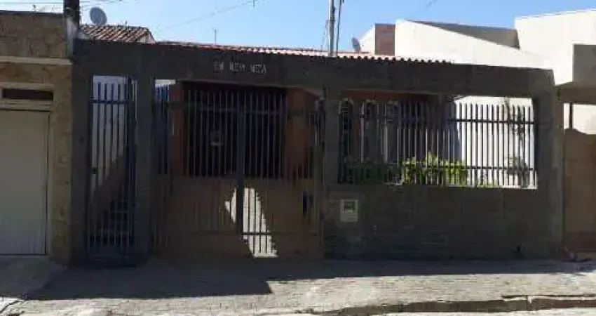 Casa com 3 quartos à venda na Rua Peróba, 166, Vila Flora, Salto