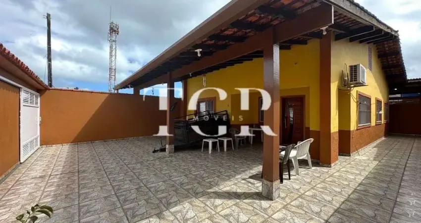 Casa à venda bem localizada com 2 quartos e 155m² - Bertioga/Sp