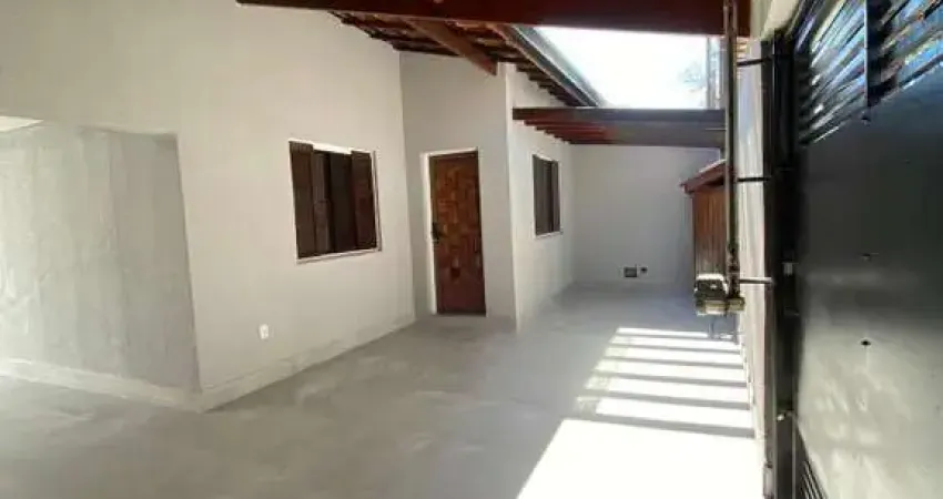 Casa Térrea para Venda em Mogi das Cruzes, Jardim São Pedro, 3 dormitórios, 2 suítes, 4 banheiros, 3 vagas