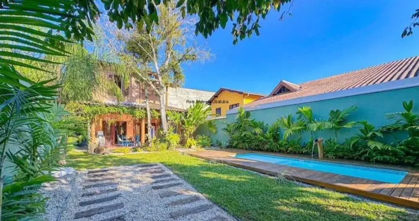 Casa À venda no Perequê Açu Ubatuba SP Estuda Permuta