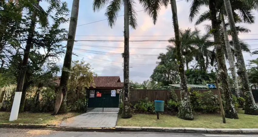 Casa com 4 quartos à venda na Barra da Lagoa, Ubatuba 