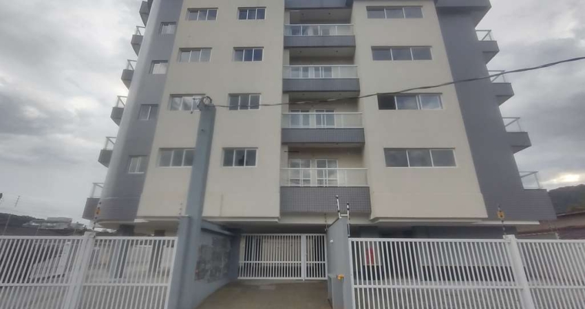 Apto novo no pereque açu 3 quadras da praia.