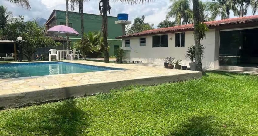 Excelente casa à venda na Maranduba, estudo troca com casa na região central de Ubatuba