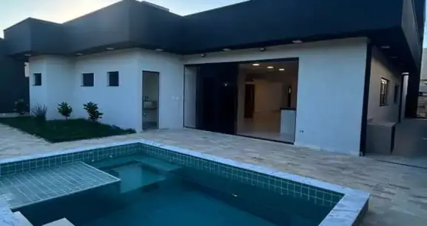 Excelente casa alto padrão a Venda na região central de Ubatuba SP
