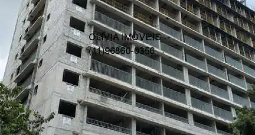 Apartamento a venda com 37mts, 1 suíte, terraço em Moema a 350m do Metrô Eucaliptos.