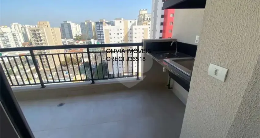 Apartamento a venda com 65mts, 2 dormitórios, 1 suíte, terraço com churrasqueira, 2 vagas demarcadas e depósito na Saúde.