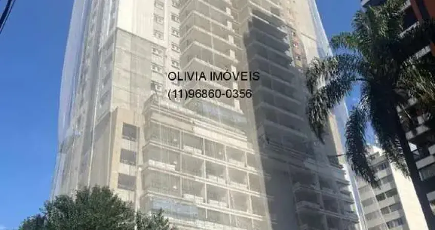 Apartamento a venda com 187Mts, 4 quartos e 2 suítes, 3 vagas em Pinheiros a 200m do Metrô Oscar Freire.