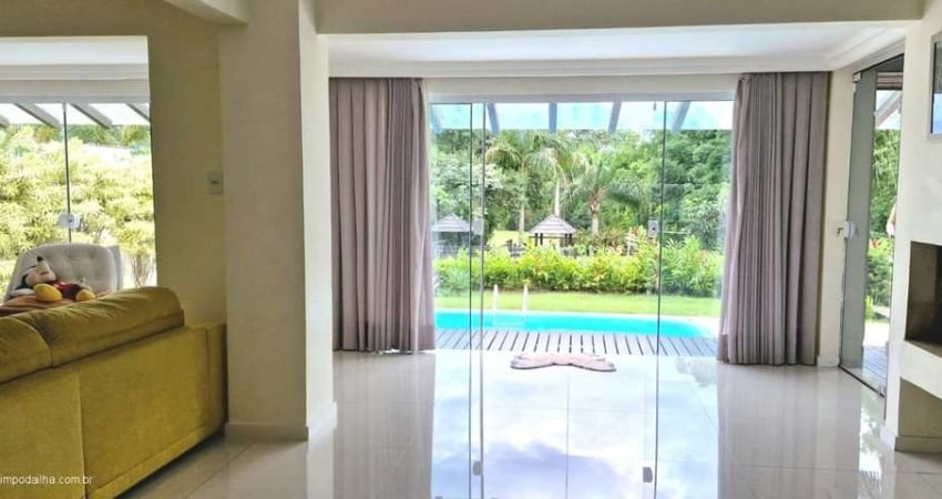Casa em condomínio fechado com 4 quartos à venda no Cacupé, Florianópolis 
