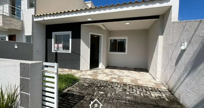 Casa com 02 quartos em Praia de Leste
