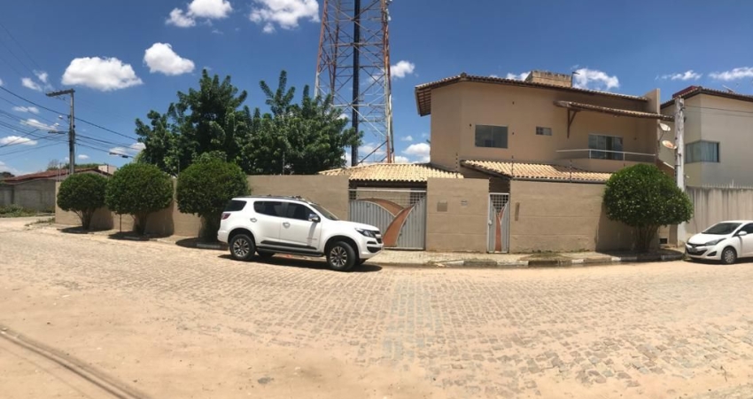 Casa com 3 quartos à venda na Rua Presidente Café Filho, 620, Sim, Feira de Santana
