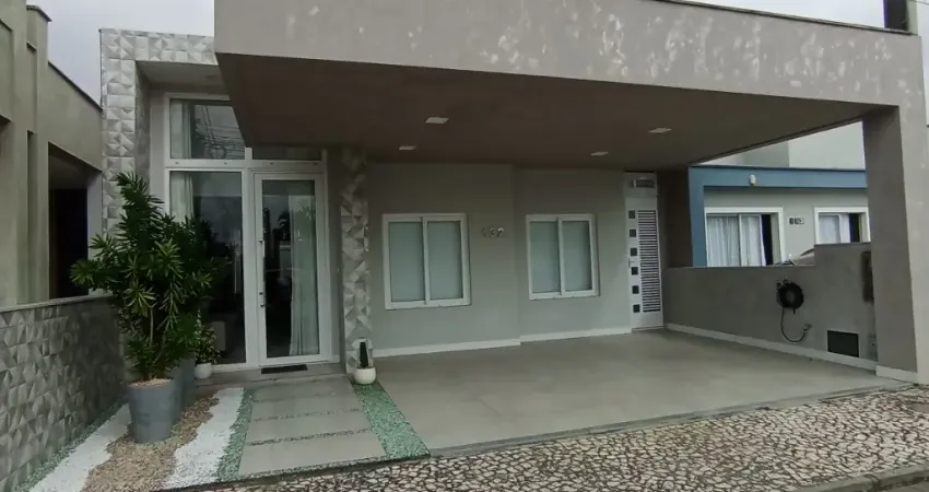 Excelente casa no condomínio alameda das flores, acabamento em alto padrão