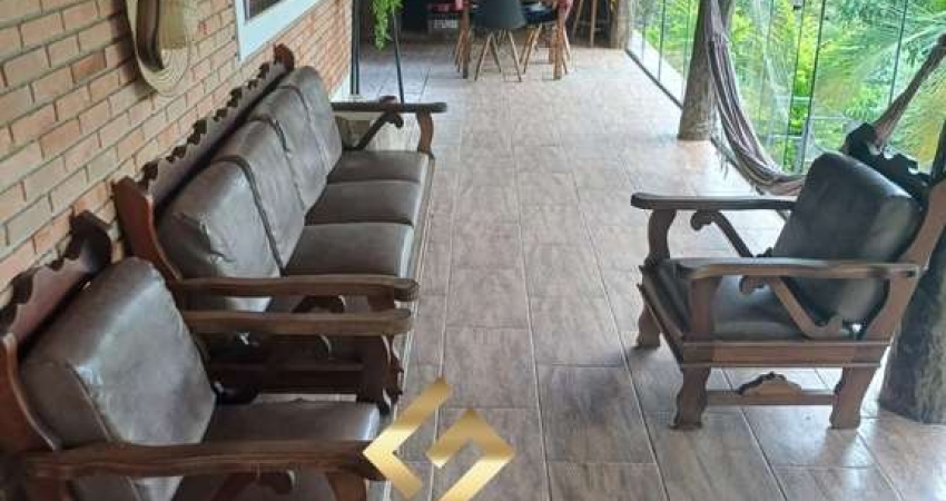 Excelente Chacara para moradia 5.400m² no Condomínio Villagio FAzendão.  Casa sede