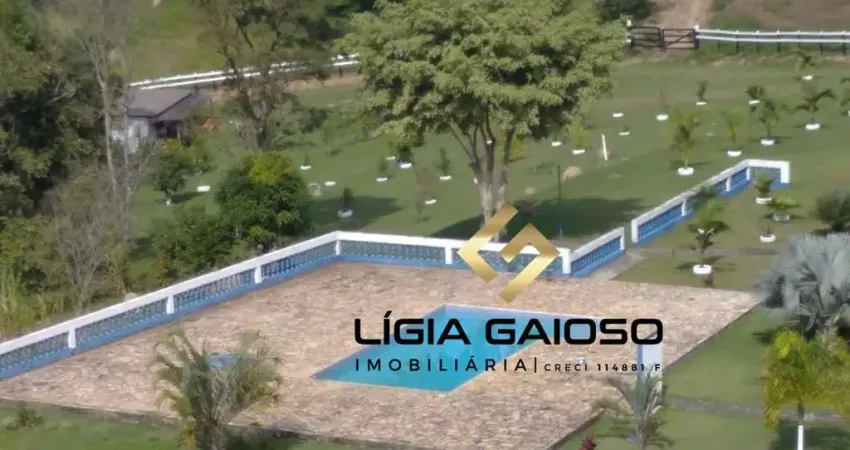 Sitio à venda em São José dos Campos-SP, Vila Unidos: 3 quartos, 1 suite, 2 salas, 3 banheiros, 72.600m² de área!