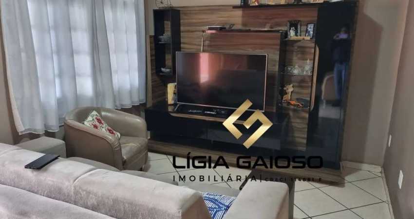 Casa com edícula à Venda no bairro Jardim Oriente em São José dos Campos/SP