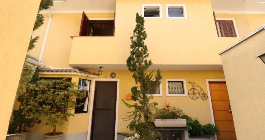 Casa em condomínio para venda com 3 quartos, sendo 1 suíte, 131m²