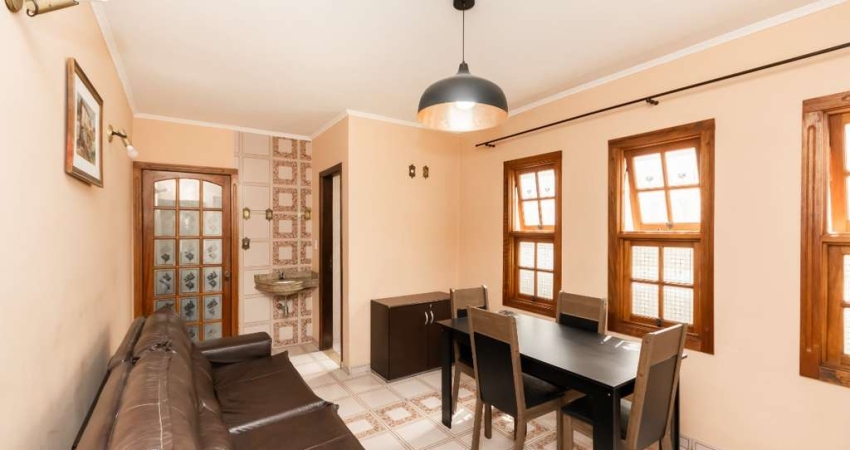 Sobrado para venda com 4 quartos, sendo 2 suítes, 207m²