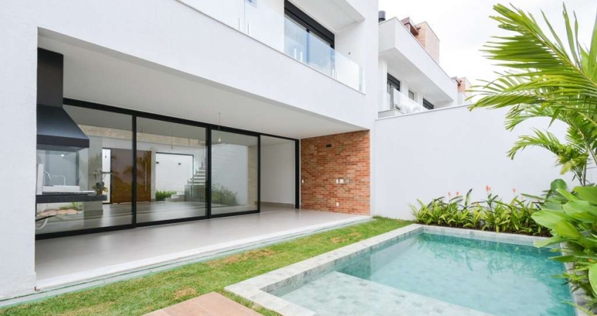 Casa no condomínio Vila Luni para venda com 3 quartos, sendo 3 suítes, 331m²