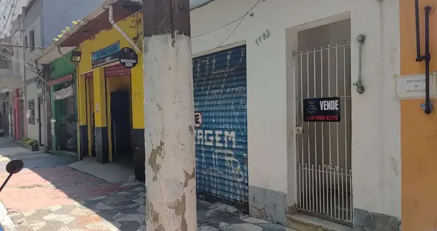Casa tipo para venda com 3 quartos, 125m²