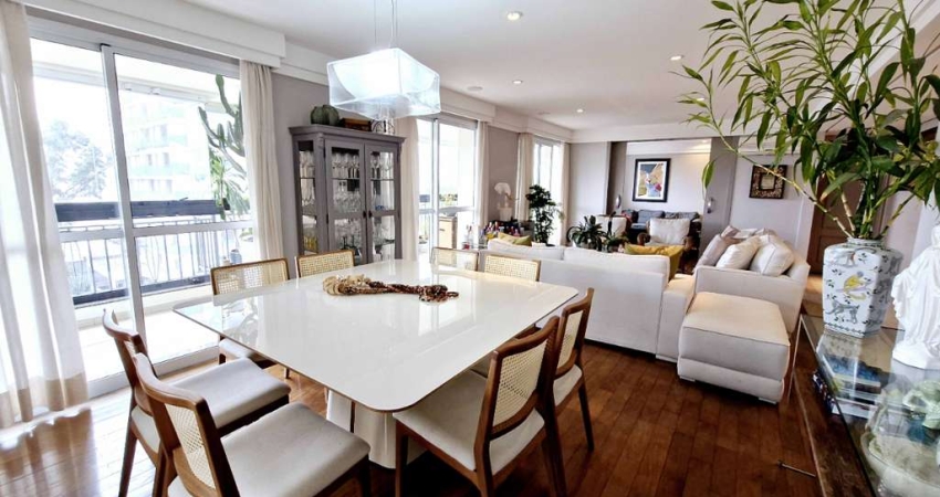 Apartamento tipo para venda com 4 quartos, sendo 4 suítes, 250m²