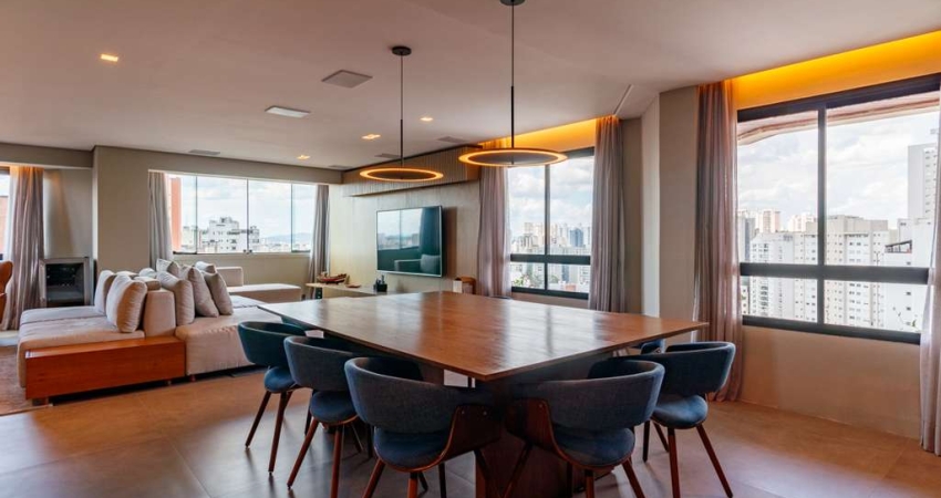 Triplex para venda com 4 quartos, sendo 3 suítes, 274m²