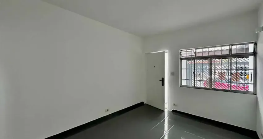 Sobrado para venda e locação em Campo Belo com 3 quartos, sendo 1 suíte, 112m²