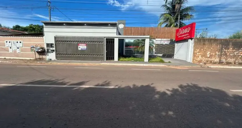 Casa tipo para venda em Centro com 3 quartos, sendo 2 suítes, 326m²