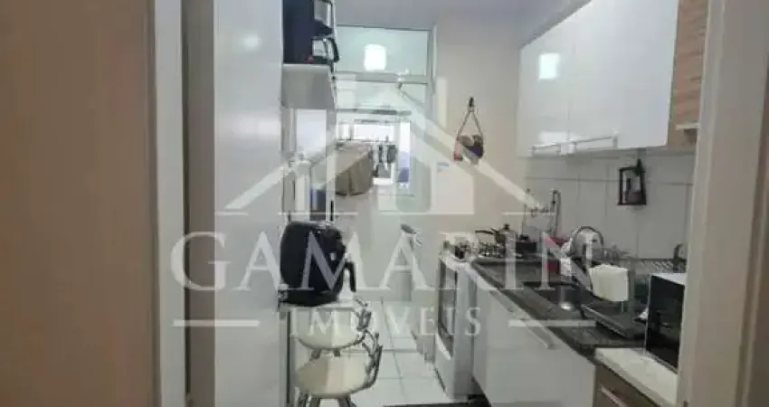 Apartamento de 54m², 2 dormitórios, armários planejados, varanda,  vaga de garagem.