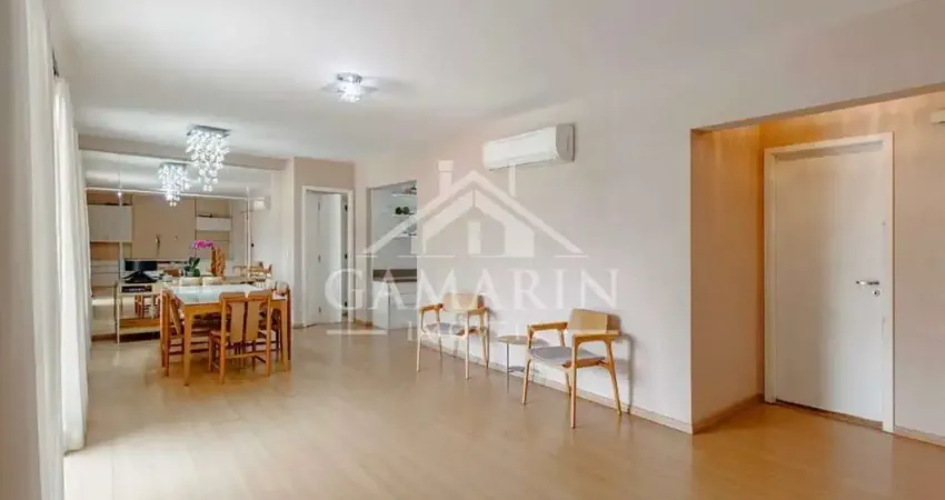 Apartamento de 127m, 3 dormitórios, 1 suíte, 2 vagas, 4 banheiros, 2 salas.