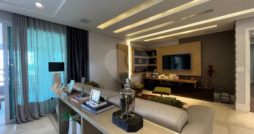 Oportunidade Única! Apartamento Mobiliado à Venda na Melhor Rua de Santa Teresinha – 205m², 3 Suítes, 4 Vagas, Varanda Gourmet