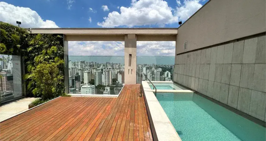Cobertura de Luxo à Venda nos Jardins SP – 3 Suítes, Piscina, Vista 360º
