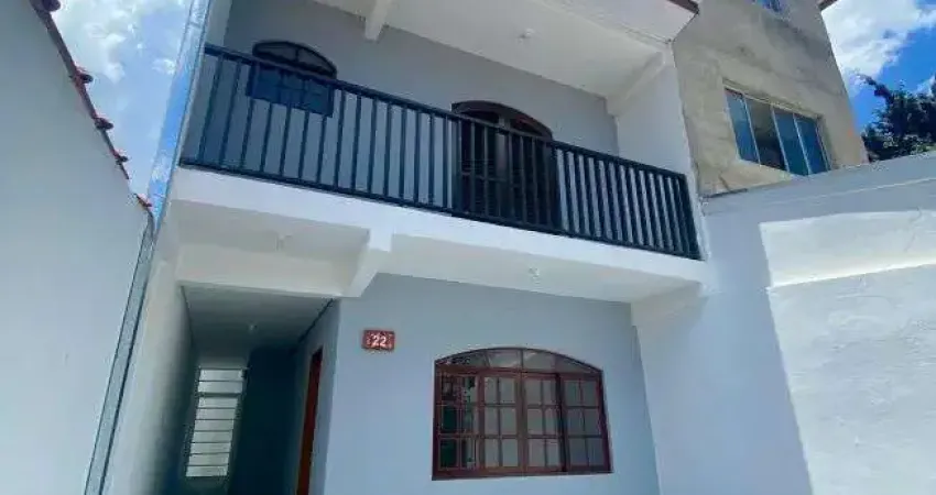Sobrado todo reformado no Bosque dos Eucaliptos - Desocupado