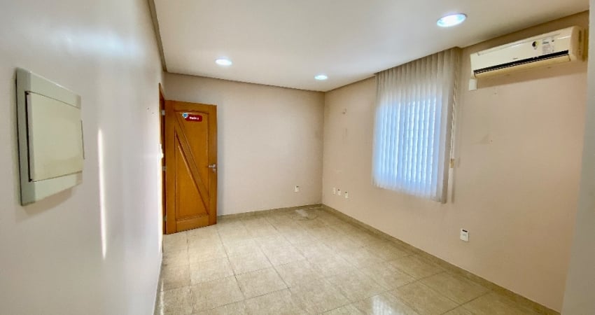 Sala comercial ampla