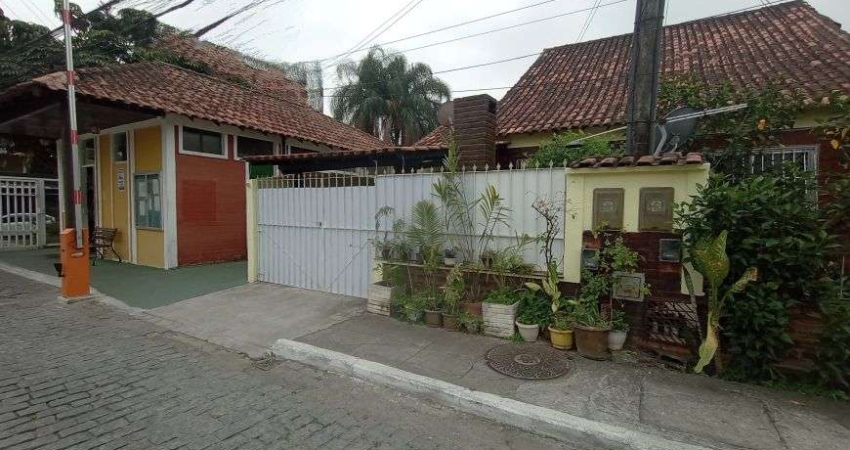 Excelente casa duplex com Garden no Condomínio Beija Flor 2 - Galo Branco - São Gonçalo.