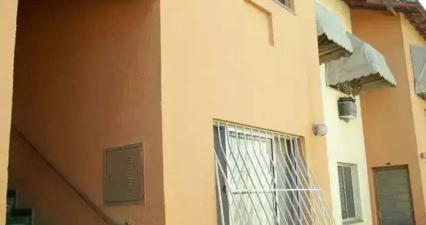 Apartamento para Venda em São Gonçalo, Laranjal, 2 dormitórios, 1 banheiro, 1 vaga
