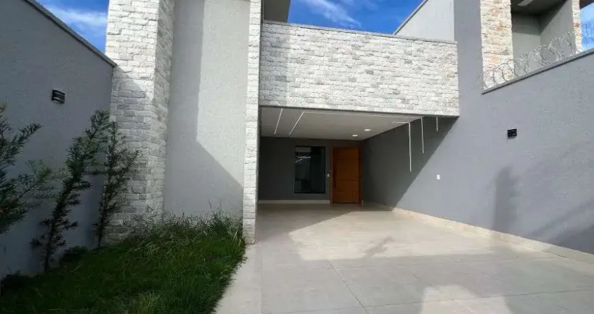 Casa 3 suítes com piscina no Jardim Atlântico Próximo ao Parque Cascavel