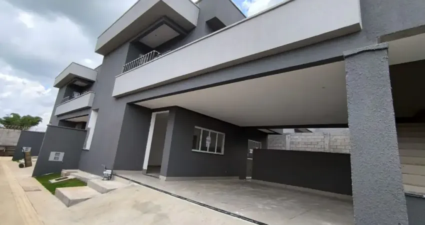 Sobrado 3 quartos, sendo 1 suíte com closet, no Condomínio Villa Rica Royal, Aparecida de Goiânia