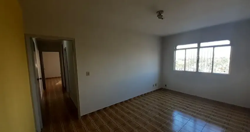 Apartamento de 2 quartos, sendo 1 suíte, próximo da Praça Universitária no Setor Leste Universitário