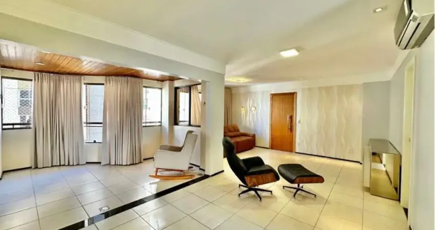 Apartamento com 4 quartos à venda na Rua C249, 564, Setor Nova Suiça, Goiânia