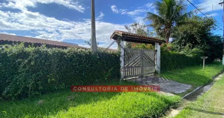 Casa em três terrenos à venda na Estância São Marcos - Peruíbe - SP
