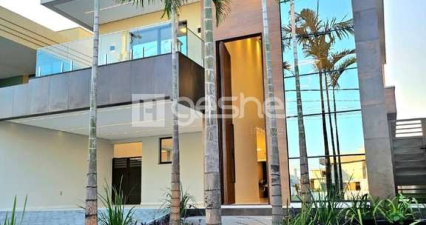 CASA DUPLEX DE ALTO PADRÃO NA CIDADE ALPHA