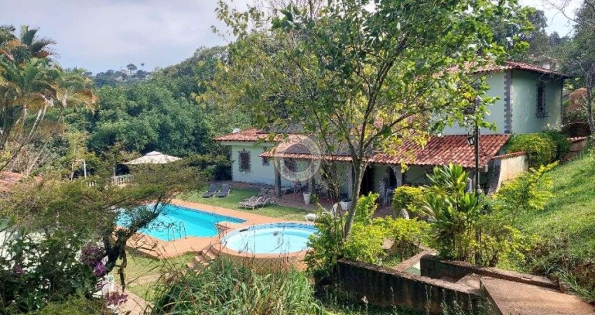 Belissima chacara em condominio fechado!!