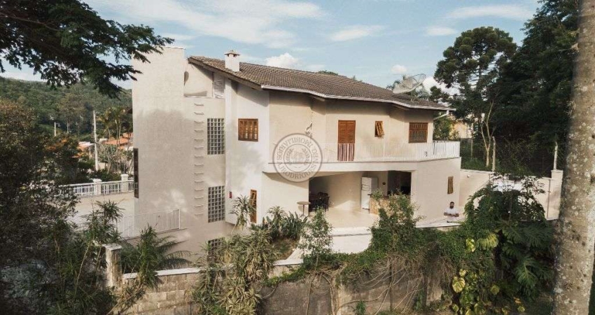 Casa linda de alto padrao na cidade de Sao Roque