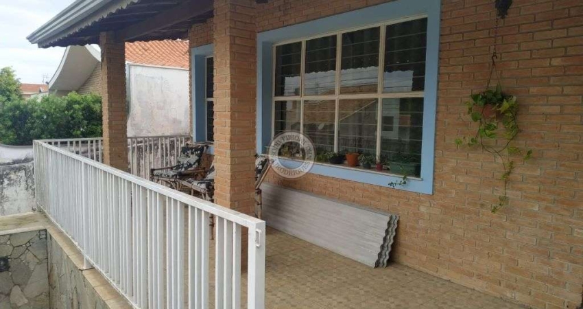 Casa com uma localizacao perfeita para voce !!!
