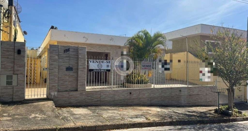 Casa com 4 dormitorios bem localizada