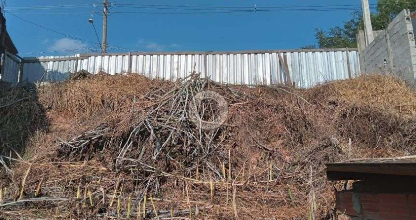 Vende-se terreno em Mairinque com topografia inclinada!!
