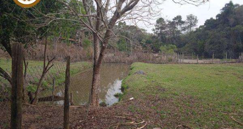 Casa para Venda em São Roque, Pavão, 1 dormitório, 1 banheiro, 1 vaga