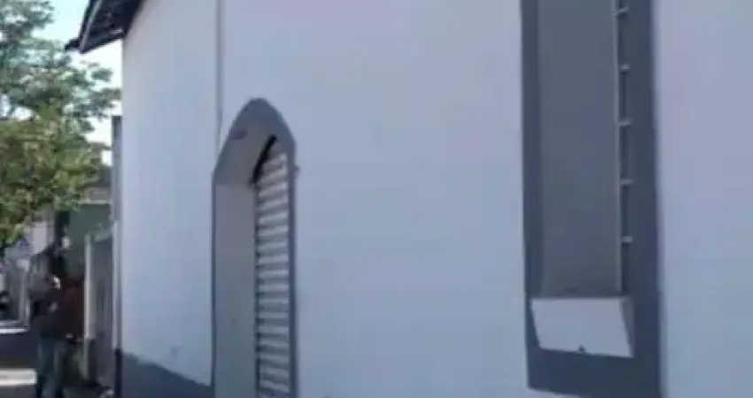 Comercial para Venda em São Roque, Centro, 4 banheiros, 3 vagas