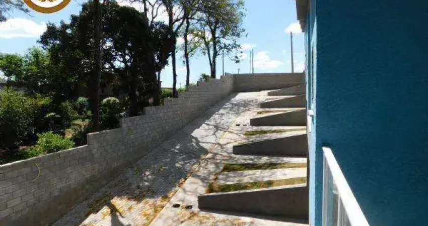 Casa para Venda em Mairinque, Vila Granada, 2 suítes, 2 banheiros, 1 vaga